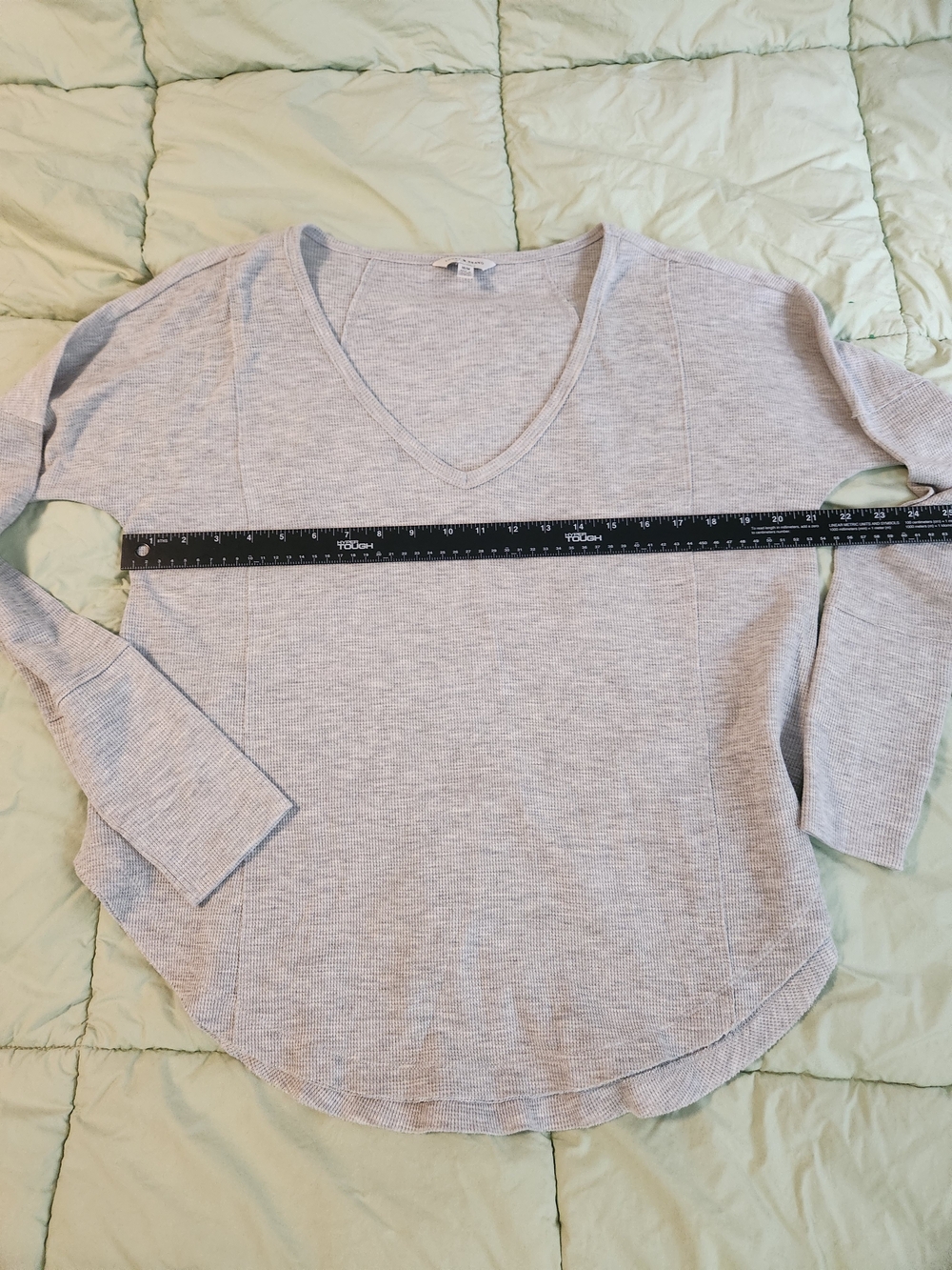 Lucky Brand Light Gray Ribbed V-Neck Long Sleeve Top